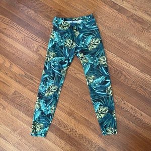American Apparel jungle leaves leggings, L